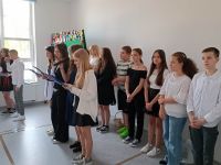 2. Pożegnanie absolwentów Szkoły Podstawowej w Pustelniku.