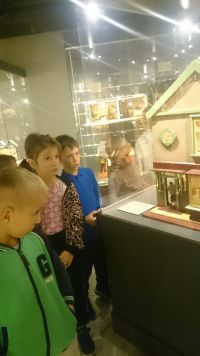 6. Dzieci w Smart Kids Planet.