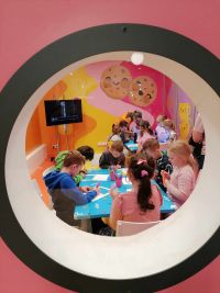 23. Dzieci w Smart Kids Planet.