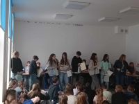 8. Omnibus