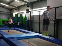 5. Klasa VI w parku trampolin.