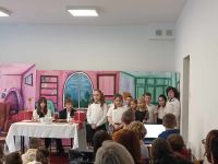 5. Klasa II a śpiewa kolędę.