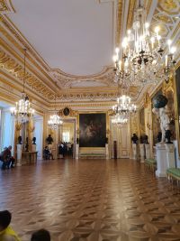 7.  Sala rycerska zamku.