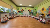 4. Grupa Biedronek z wychowawczynią